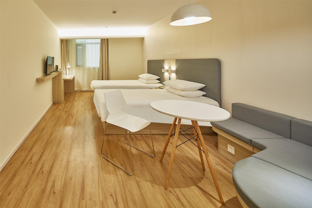 Hanting Hotel Shanghai Chunsha Jinhui Plaza ภายนอก รูปภาพ