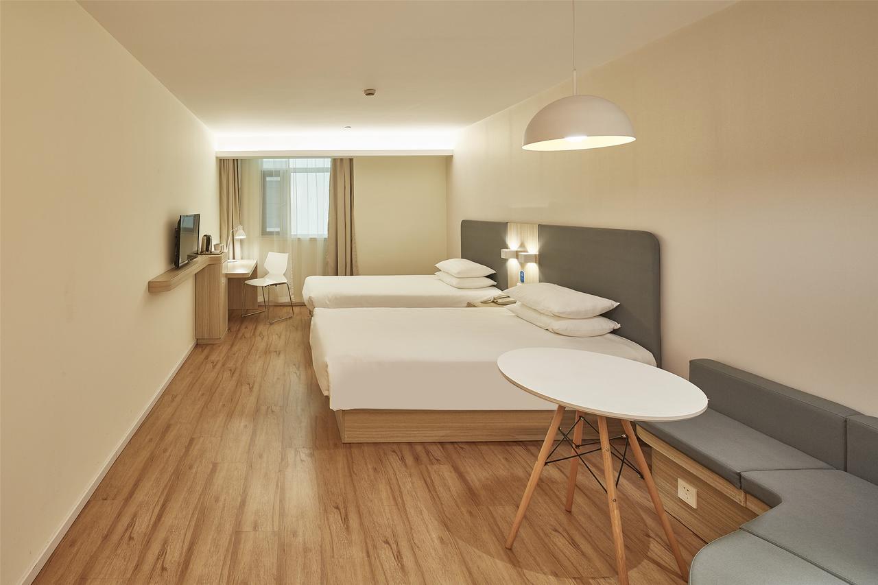 Hanting Hotel Shanghai Chunsha Jinhui Plaza ภายนอก รูปภาพ