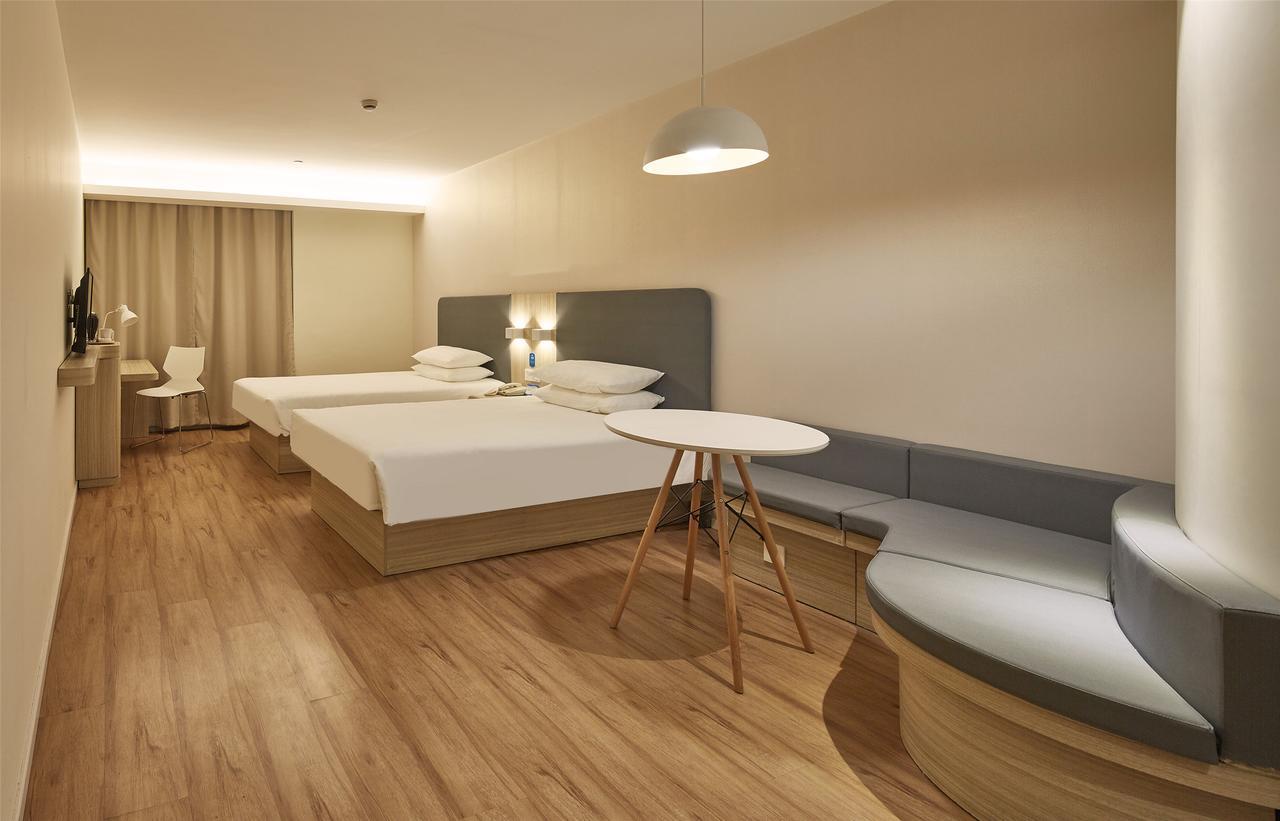 Hanting Hotel Shanghai Chunsha Jinhui Plaza ภายนอก รูปภาพ