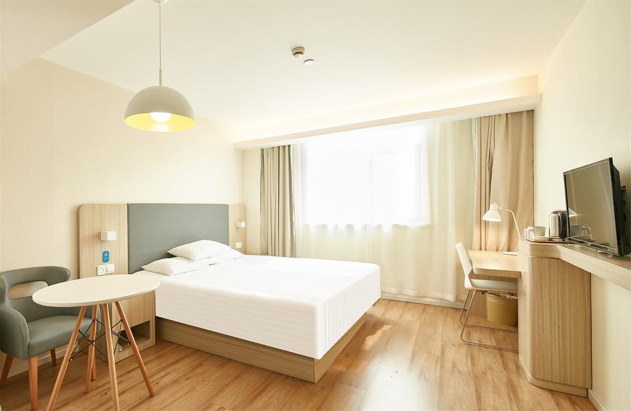 Hanting Hotel Shanghai Chunsha Jinhui Plaza ภายนอก รูปภาพ