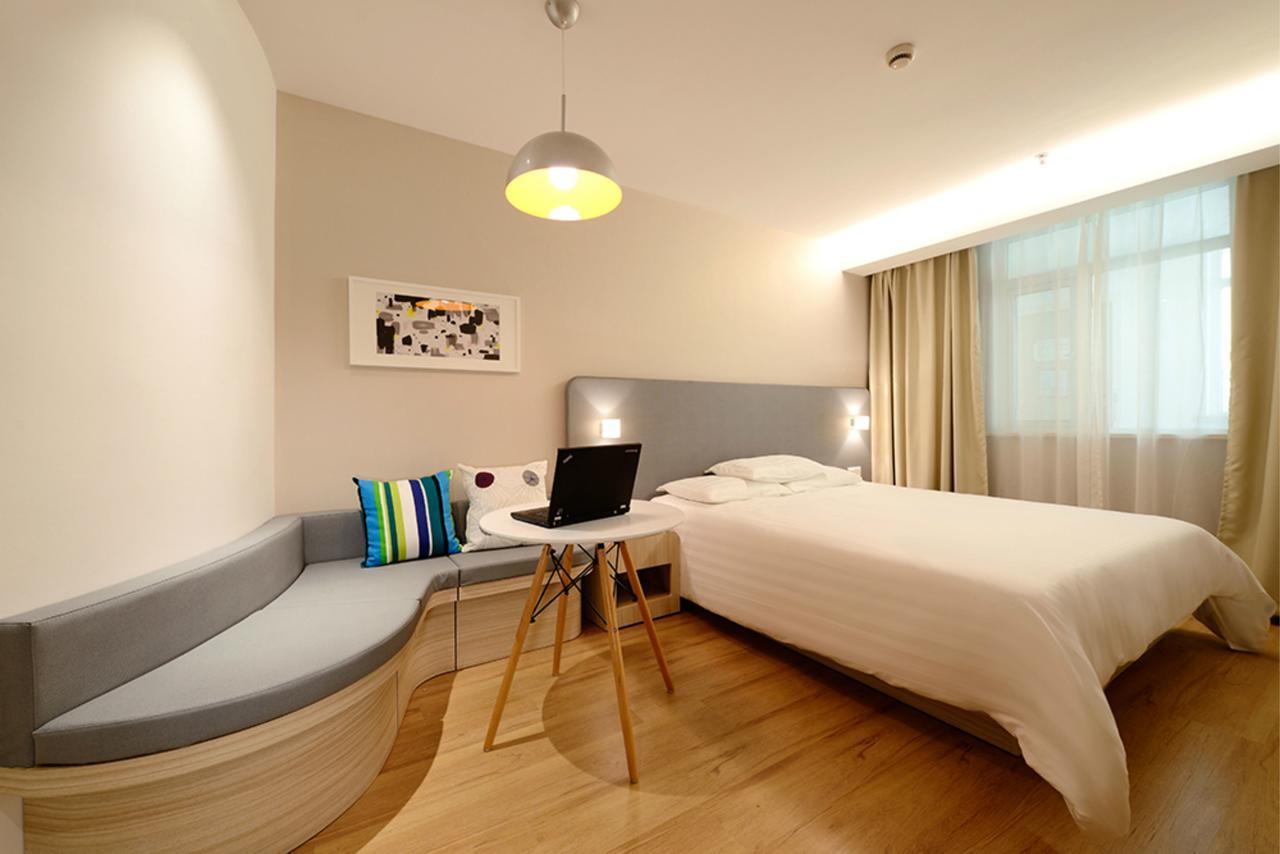 Hanting Hotel Shanghai Chunsha Jinhui Plaza ภายนอก รูปภาพ