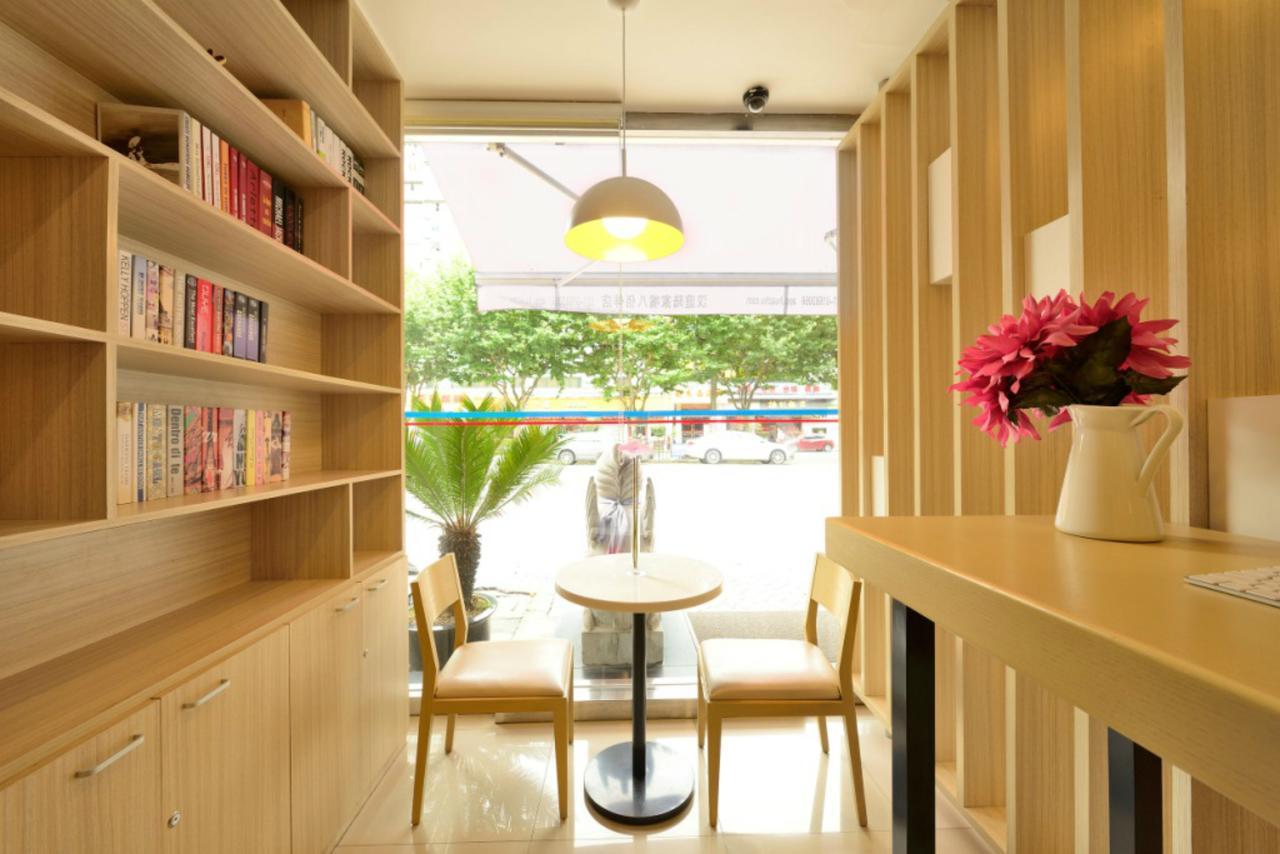 Hanting Hotel Shanghai Chunsha Jinhui Plaza ภายนอก รูปภาพ